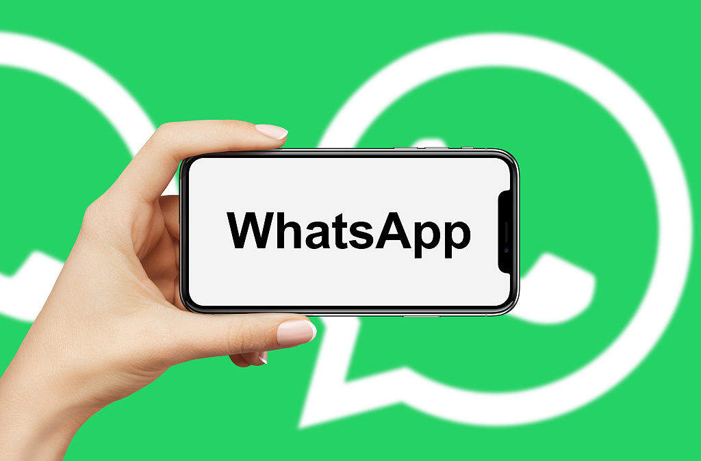 WhatsApp如何生成二维码？